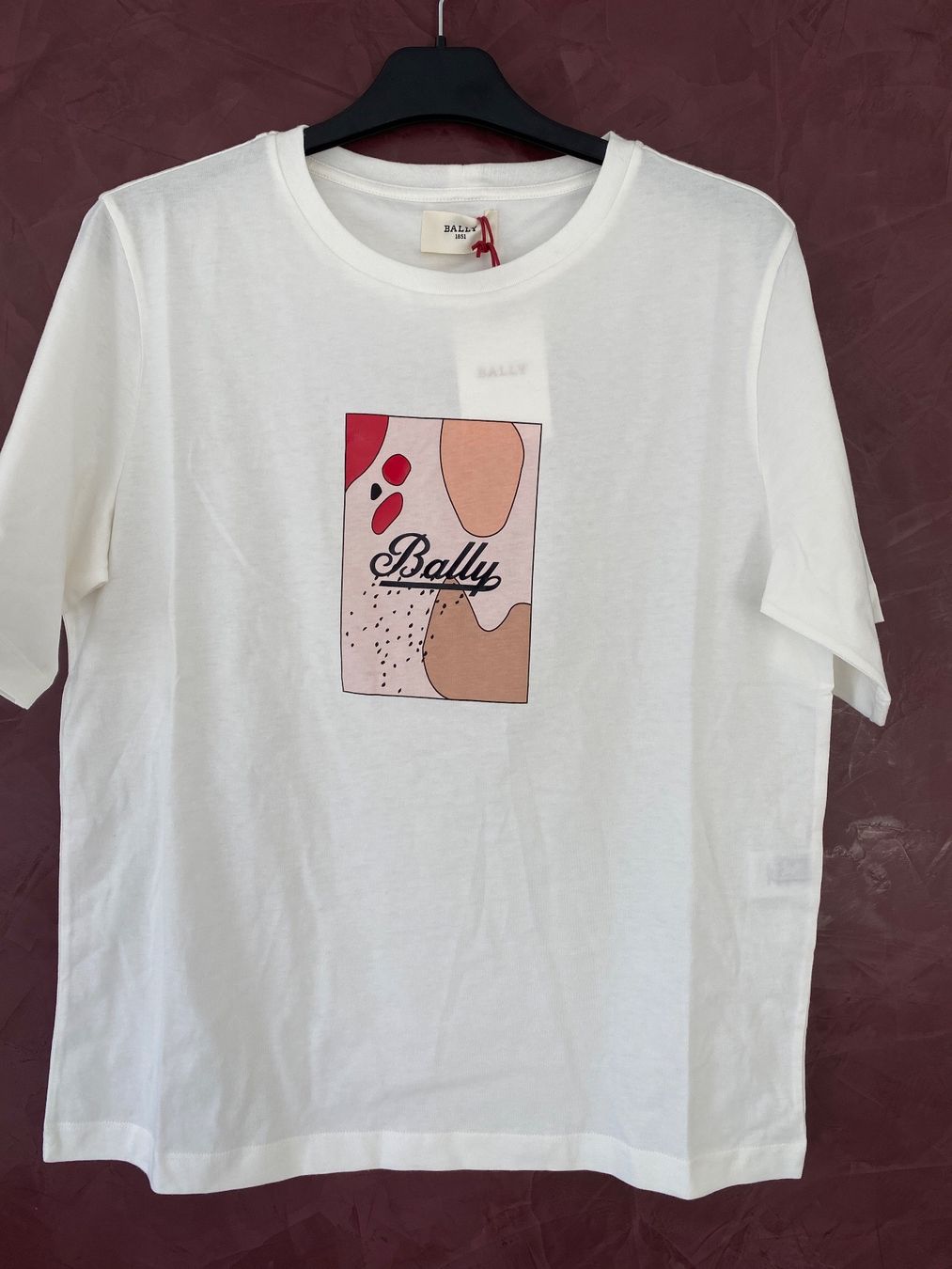 Bally T-shirt: BALLY T-SHIRT mit PRINT gr 42 Baumwolle – Nuovo e nell'imballaggio originale da Volketswil venduto da praxis12