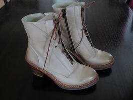 Neue Stifeletten, beige, Neosense