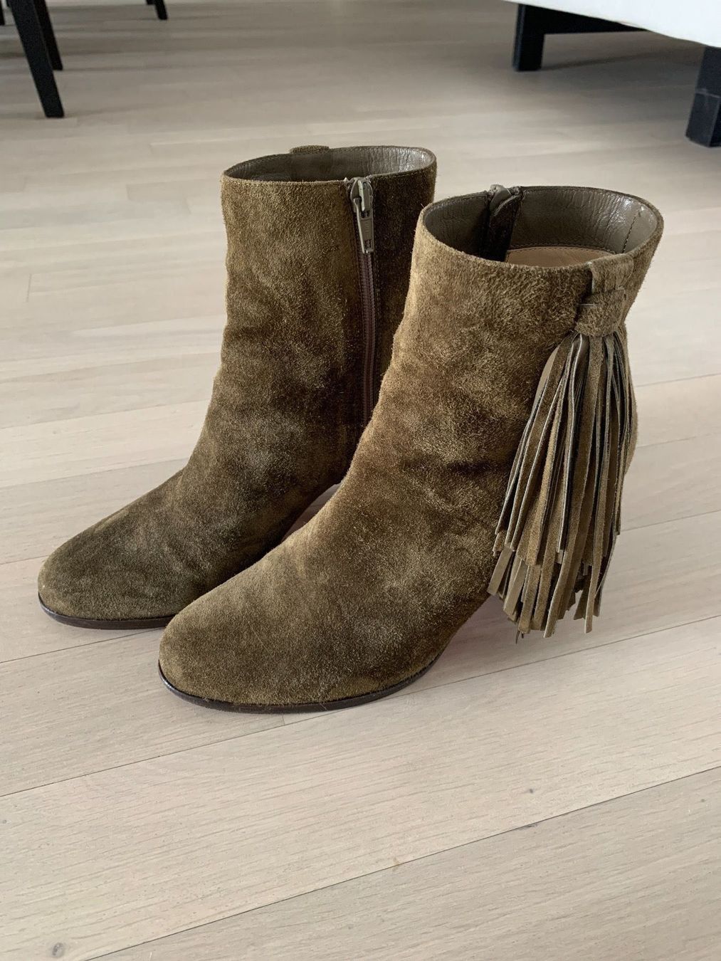 Christian Louboutin Scarpe da donna: Christian Louboutin Grösse 37.5 – Usato da Männedorf venduto da kajuar 1