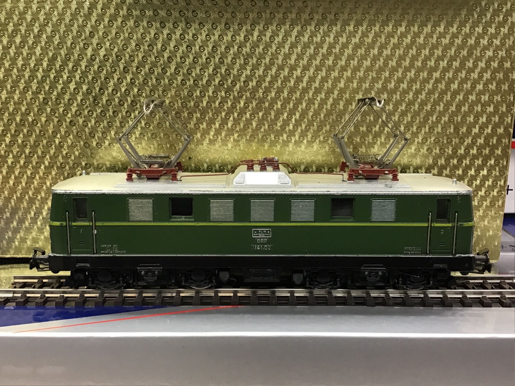 Märklin Modelleisenbahnen: loki oebb 1141.02 märklin H0 Antik – Gebraucht aus Männedorf von Modellbau-wyss 3