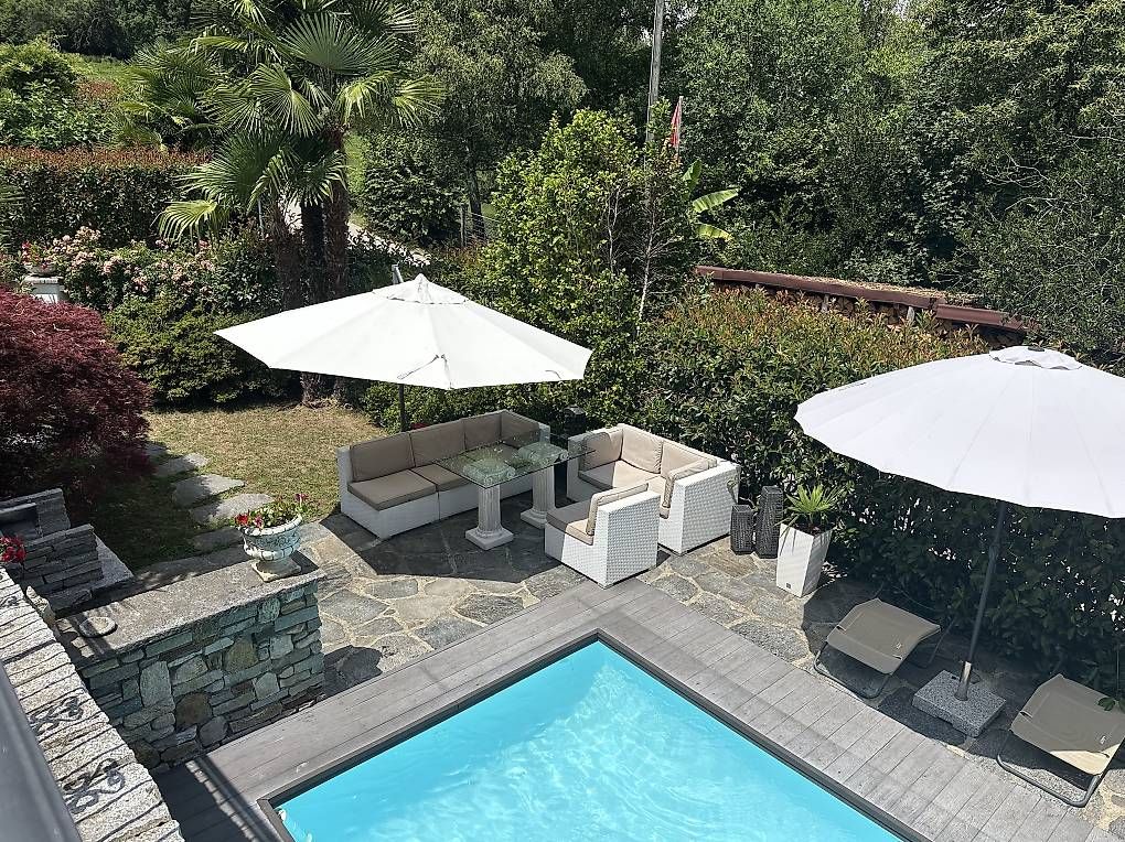 Sofas: Divano componibile rattan bianco – Gebraucht aus Astano von WGosteli 1