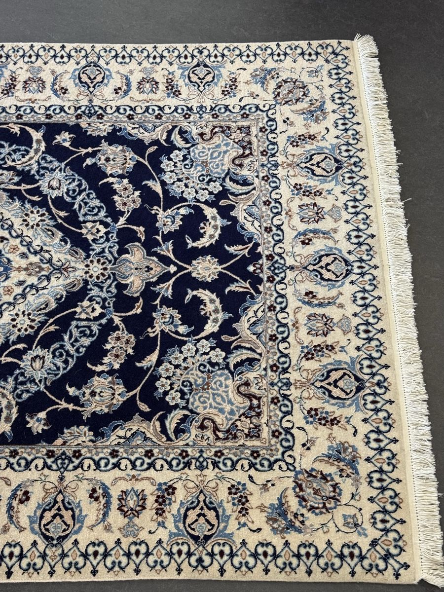 Nain Tappeti: Nain Habibian mit Seide – Nuovo (secondo la descrizione) da Liestal venduto da galerie_nategh 2
