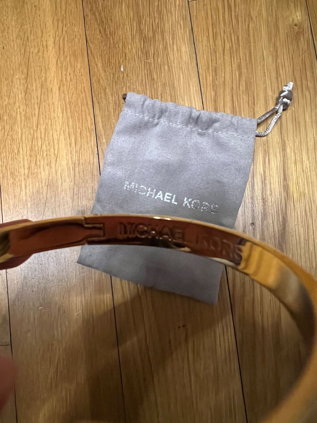 Michael Kors Bracciali & Braccialetti: Wunderschönes Michael Kors Armband – Nuovo (secondo la descrizione) da Ostermundigen venduto da emi_pbs6 2