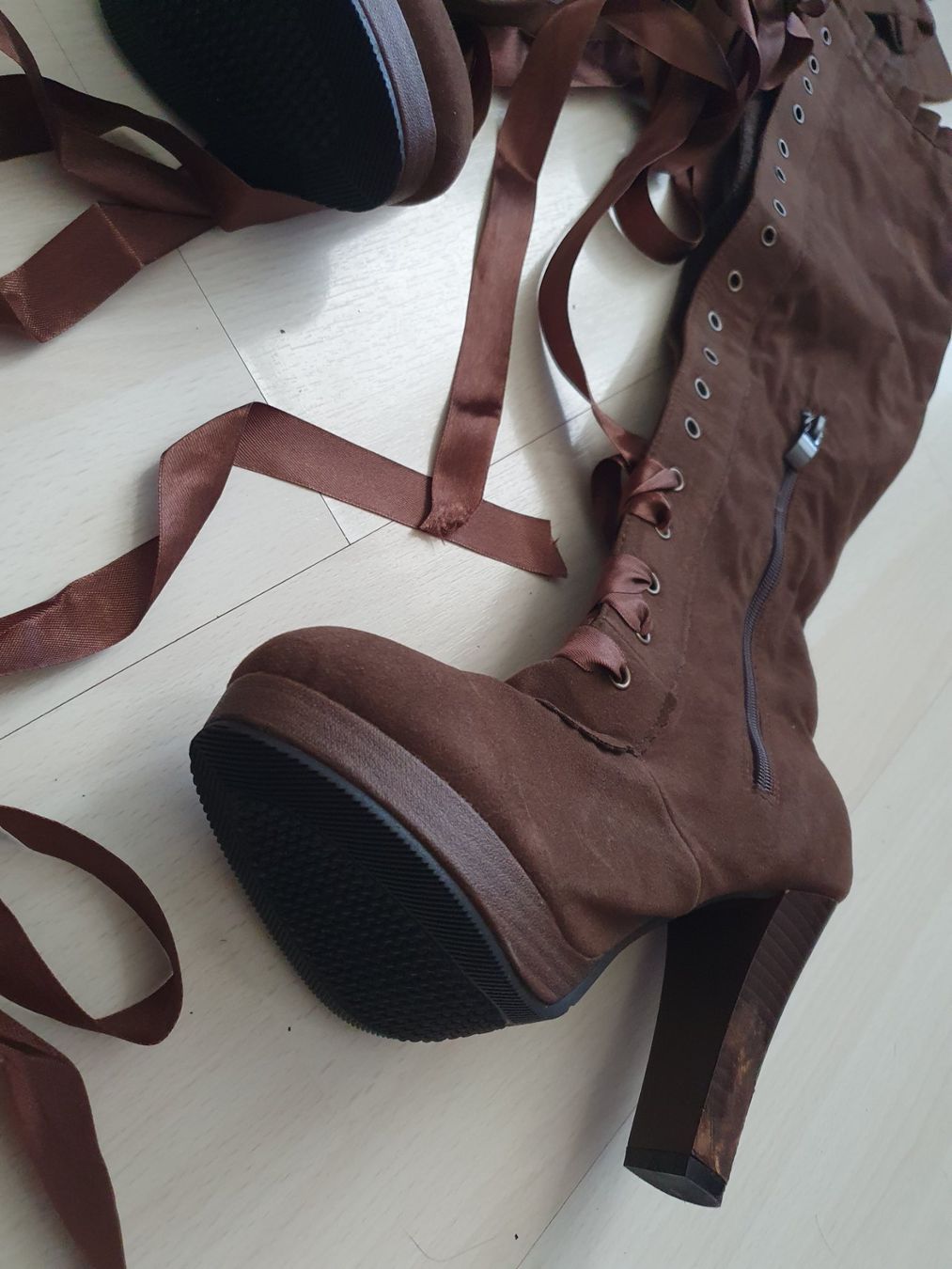 Scarpe da donna: Braune geschnürte Stiefel Gr 36 – Nuovo (secondo la descrizione) da Münsingen venduto da BlackTears-3 8