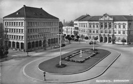 Solothurn Amthausplatz  Autos