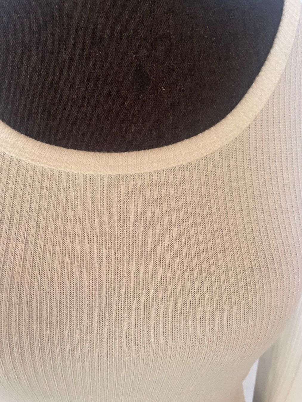 T-shirt: Kurzes Rippenshirt – Nuovo (secondo la descrizione) da Sigriswil venduto da ck56 2