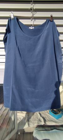 Seiden-Shirt dunkelblau Grösse 40 Made in Italy
