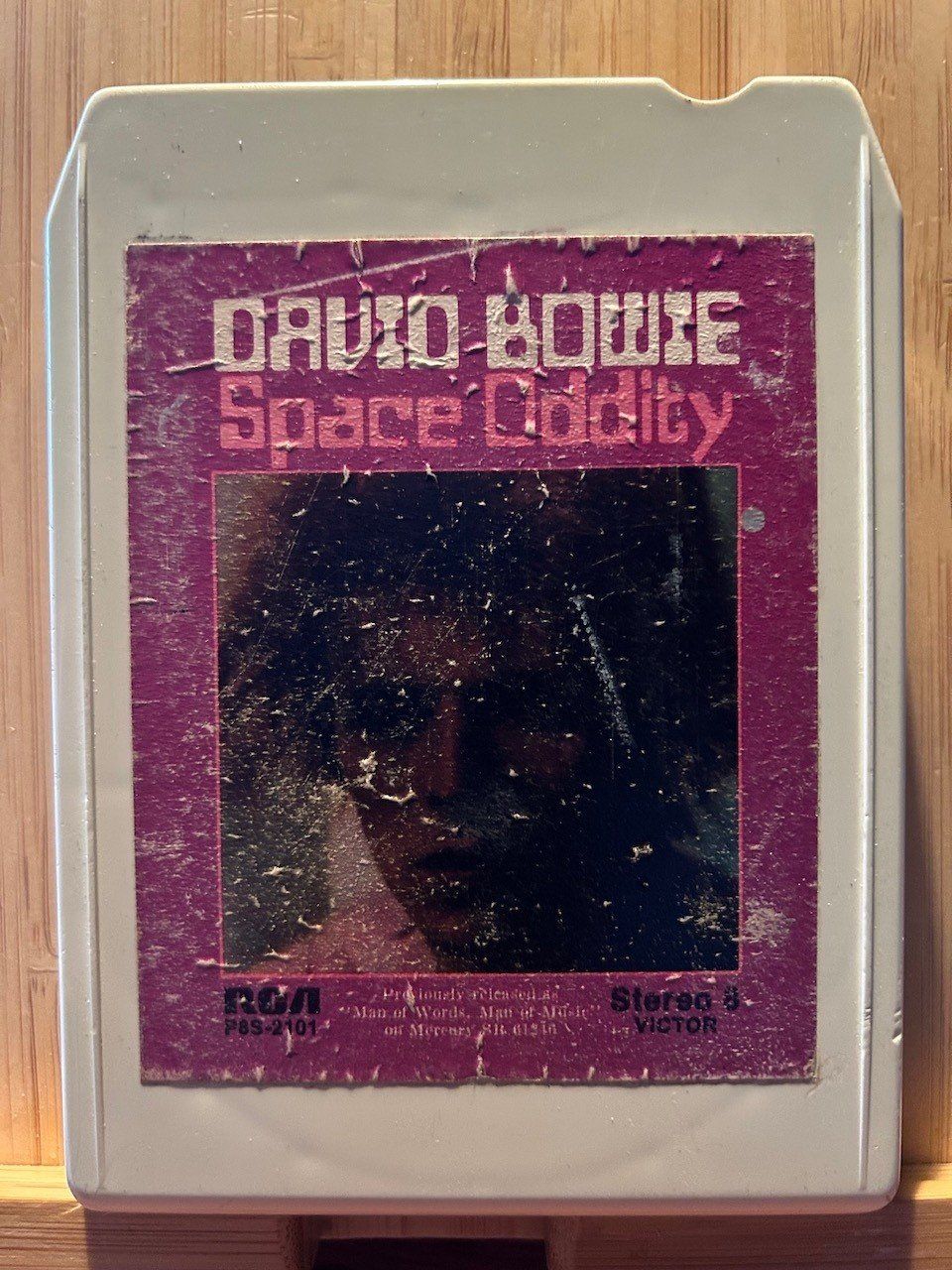 Kompaktkassetten: DAVID BOWIE "SPACE ODDITY" 8 TRACK TAPE 1972 – Gebraucht aus Lugaggia von Matt1964