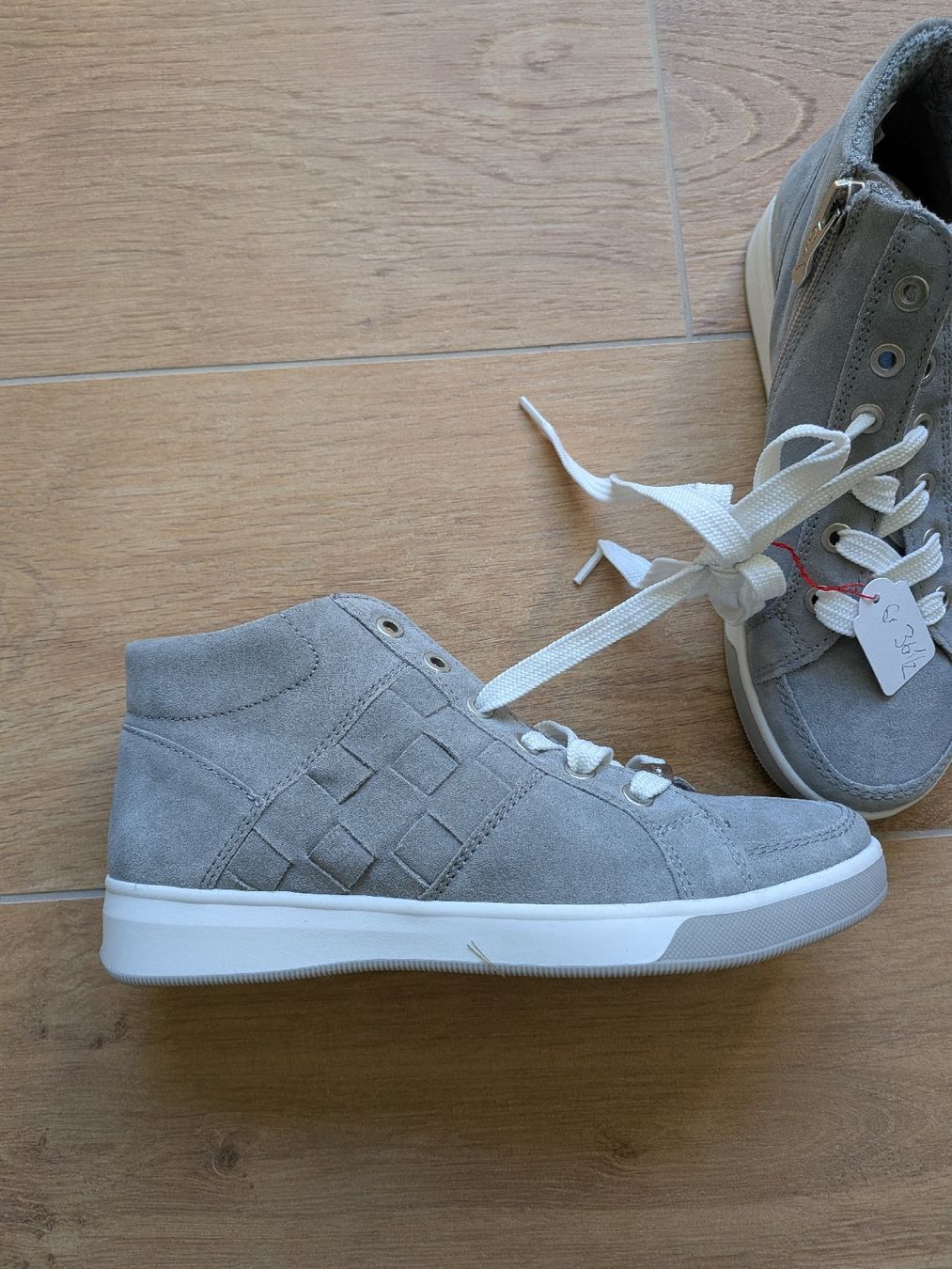 Ara Scarpe da donna: Ara High Soft Sneaker Grösse 36.5 – Nuovo (secondo la descrizione) da Eschenbach SG venduto da SanFranciscoCalifornia 2