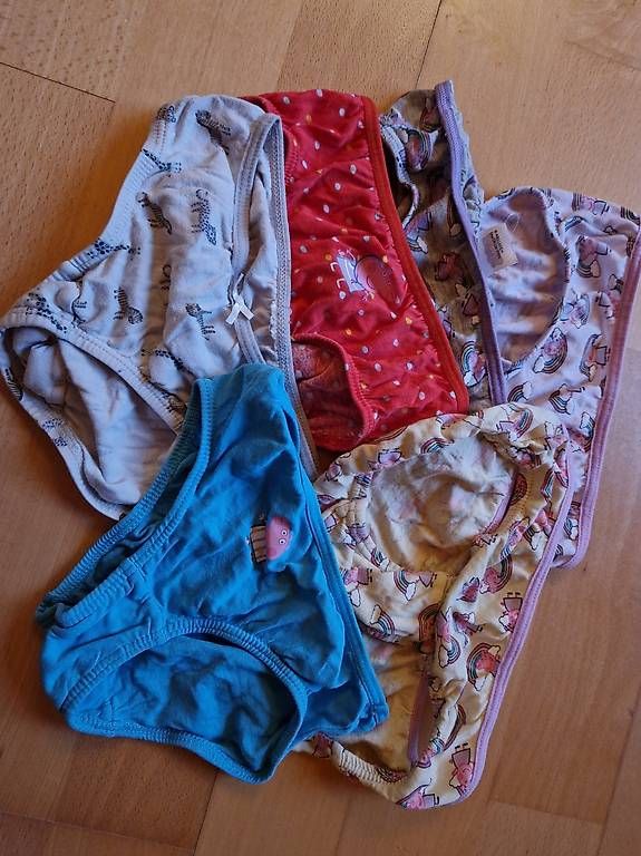 Biancheria intima: Unterhosen Set Mädchen 92-104 – Usato da Rutschwil venduto da tho_9lxq