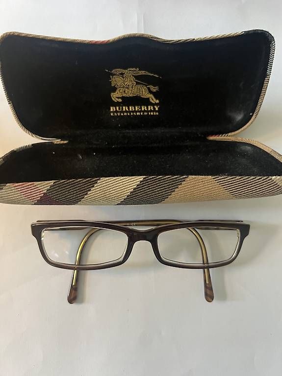 Brillen & Gläser: Brille BURBERRRY braun – Gebraucht aus Basel von Princeton-seller