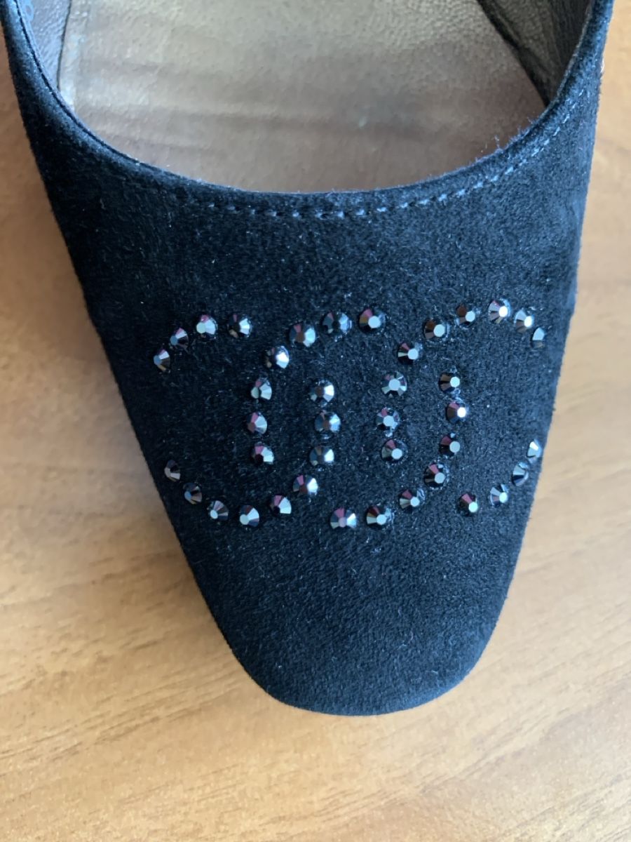 Walder Scarpe da donna: Pumps 👠 schwarz Wildleder – Usato da Dietlikon venduto da LiebenLebenLachen 5