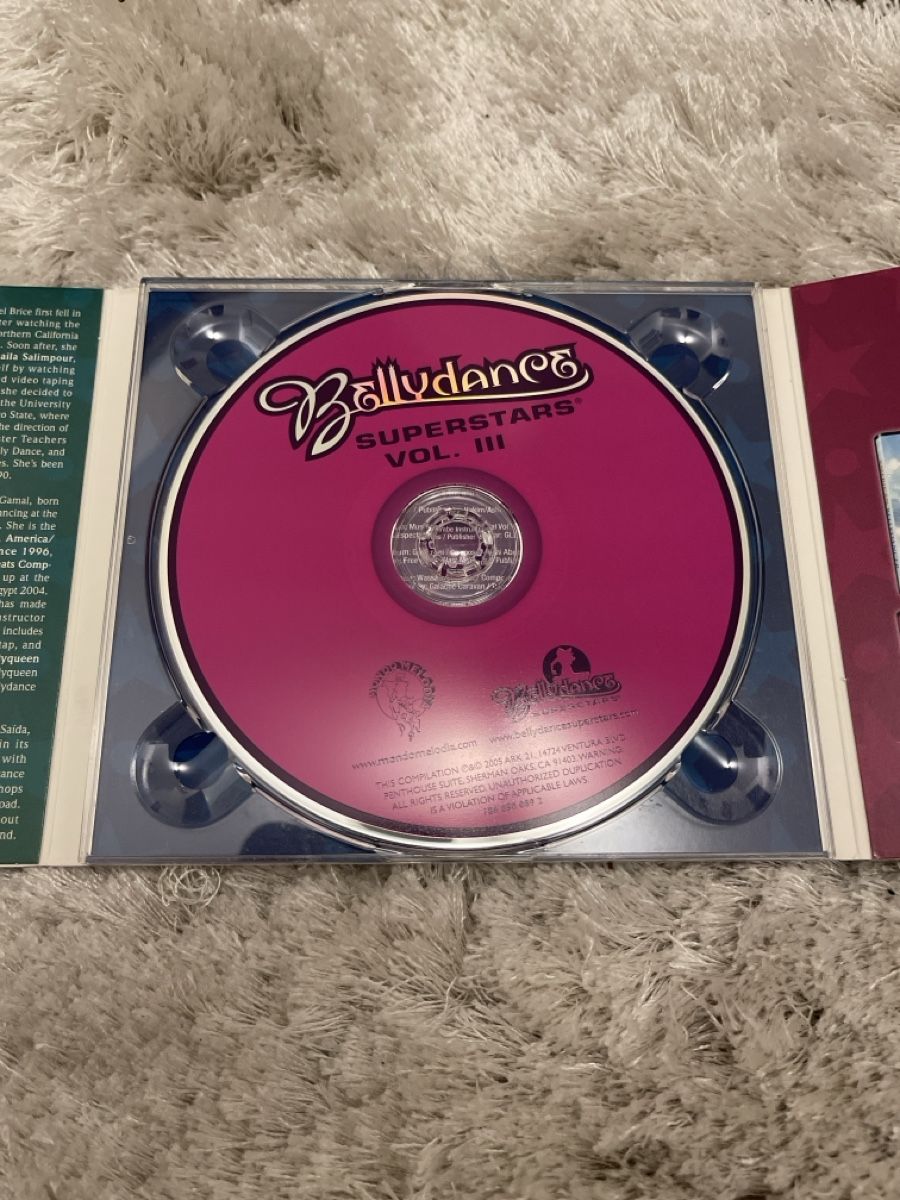 CD: Bellydance Superstars Vol. III CD  – Usato da Unterkulm venduto da AnoliOccasion 1
