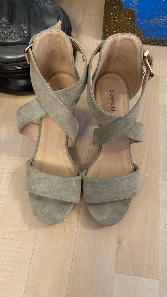 Graceland Damenschuhe: Schuhe Graceland Sandale high heels – Gebraucht aus Obfelden von tan_9lj9 2