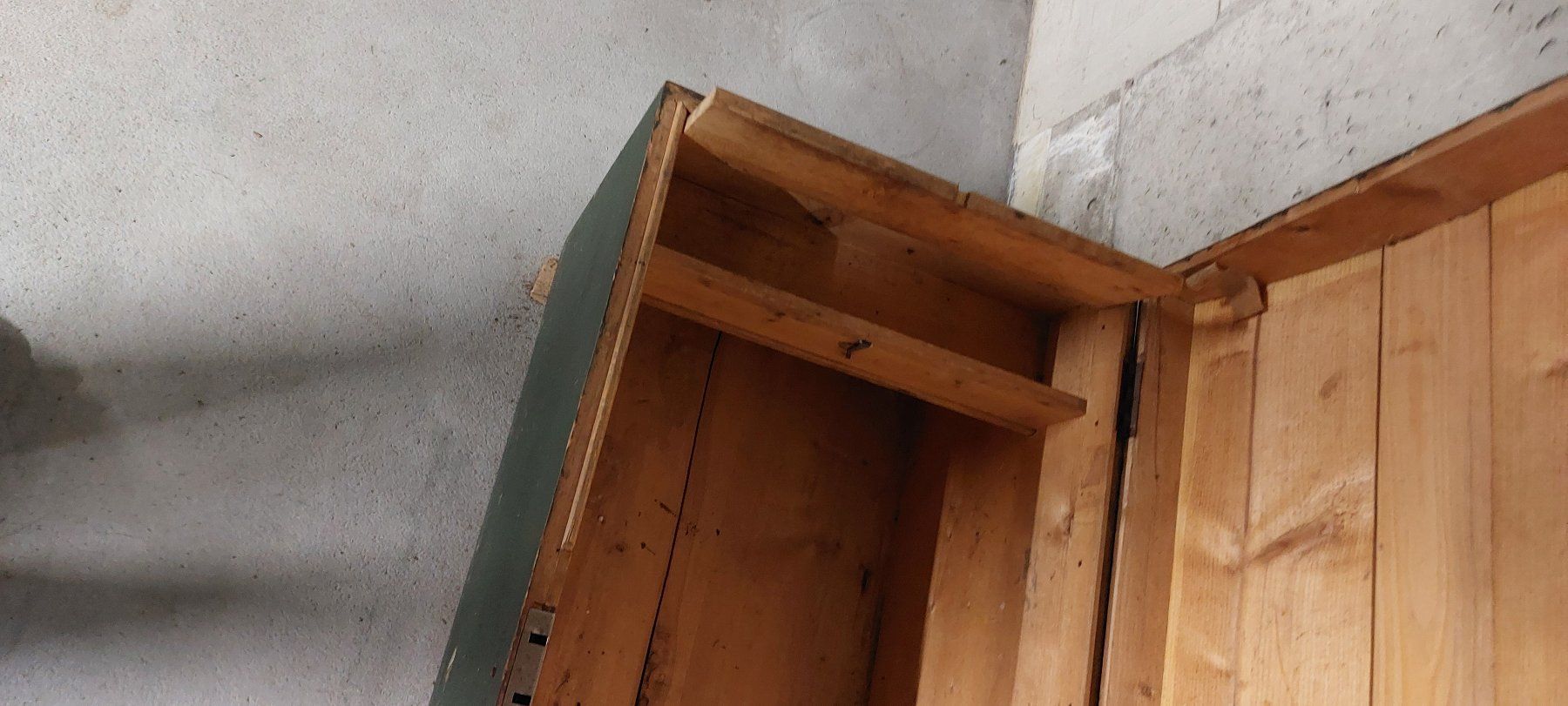 Cassapanche: Alte Schweizer Militär Truhe – Usato da Lupfig venduto da Robob2 4
