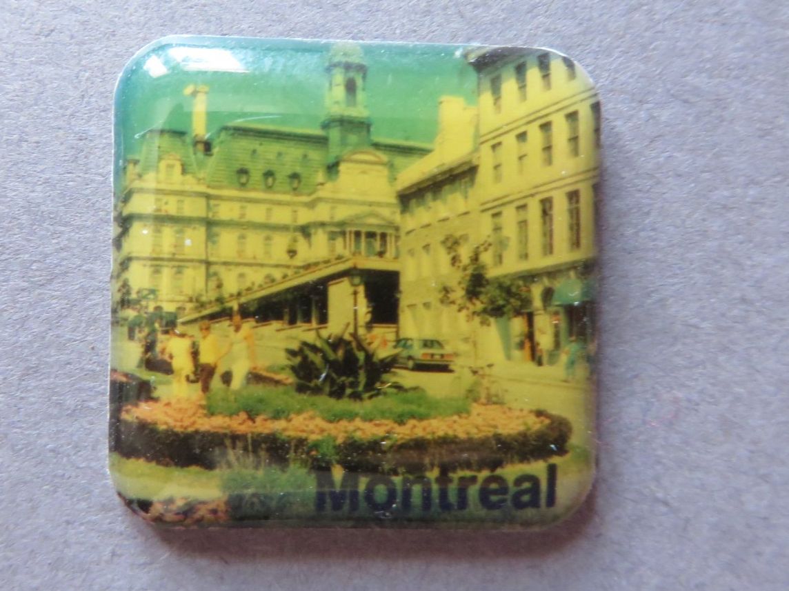 Plaquettes & Badges: PIN, MONTRÉAL CANADA – D'occasion à Neuhausen par luckimucki