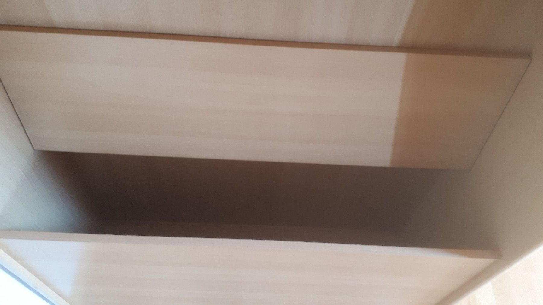 Armadi: Schrank – Usato da Obfelden venduto da degarre 2