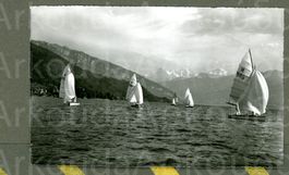 AK sw Thunersee BE mit Segelbooten,EigerMönchJungfrau ≈1956