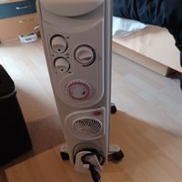 Oelradiator mit Zeitschaltuhr ,Thermostat und Lüfter