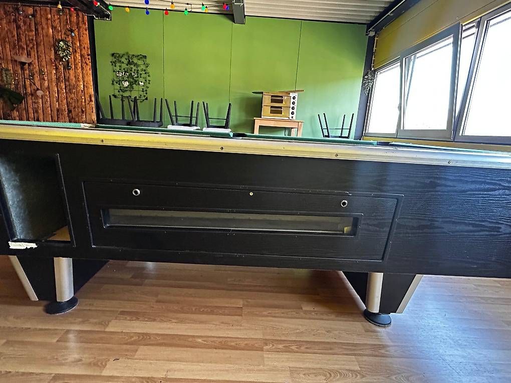 Tables de billard: Billiardtisch – D'occasion à Schattdorf par lev_bf6f 4