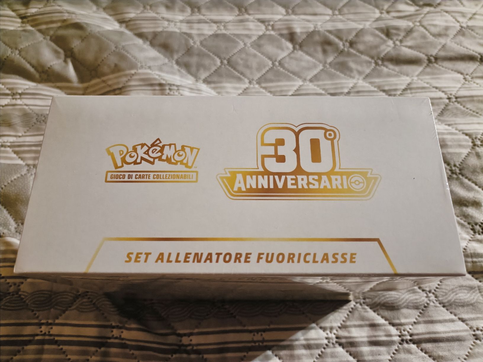Pokémon Sammelbilder & Trading cards: Pokémon 30th ETB sealed IT – Neu und originalverpackt aus Lostallo von cha_lx5j 2