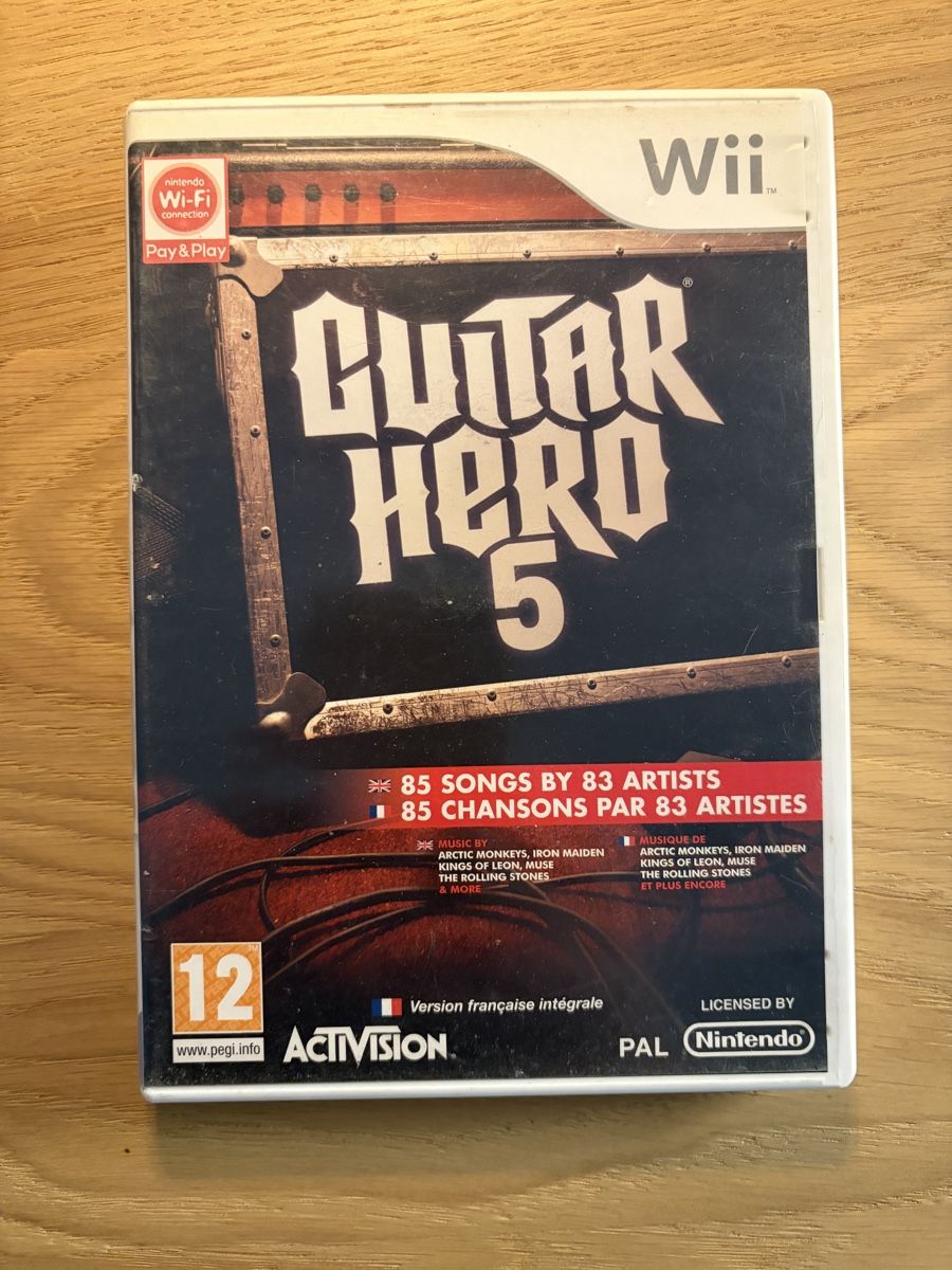 Nintendo Jeux: Guitar Hero 5 – D'occasion à Pully par FunkyGames