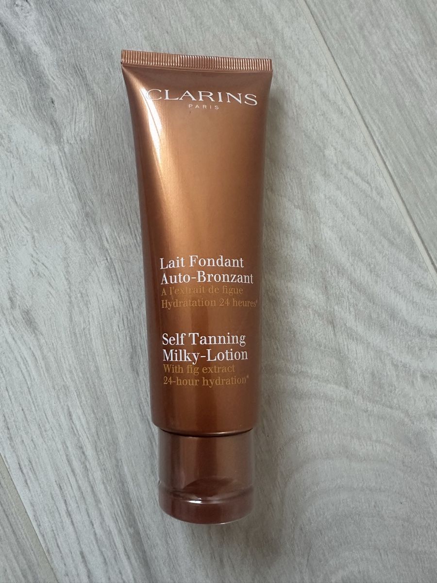 Clarins Crèmes autobronzantes: Clarins Selbstbräuner Milch-Lotion - NEU – Neuf avec emballage d'origine à Rotkreuz par sti_cdf8