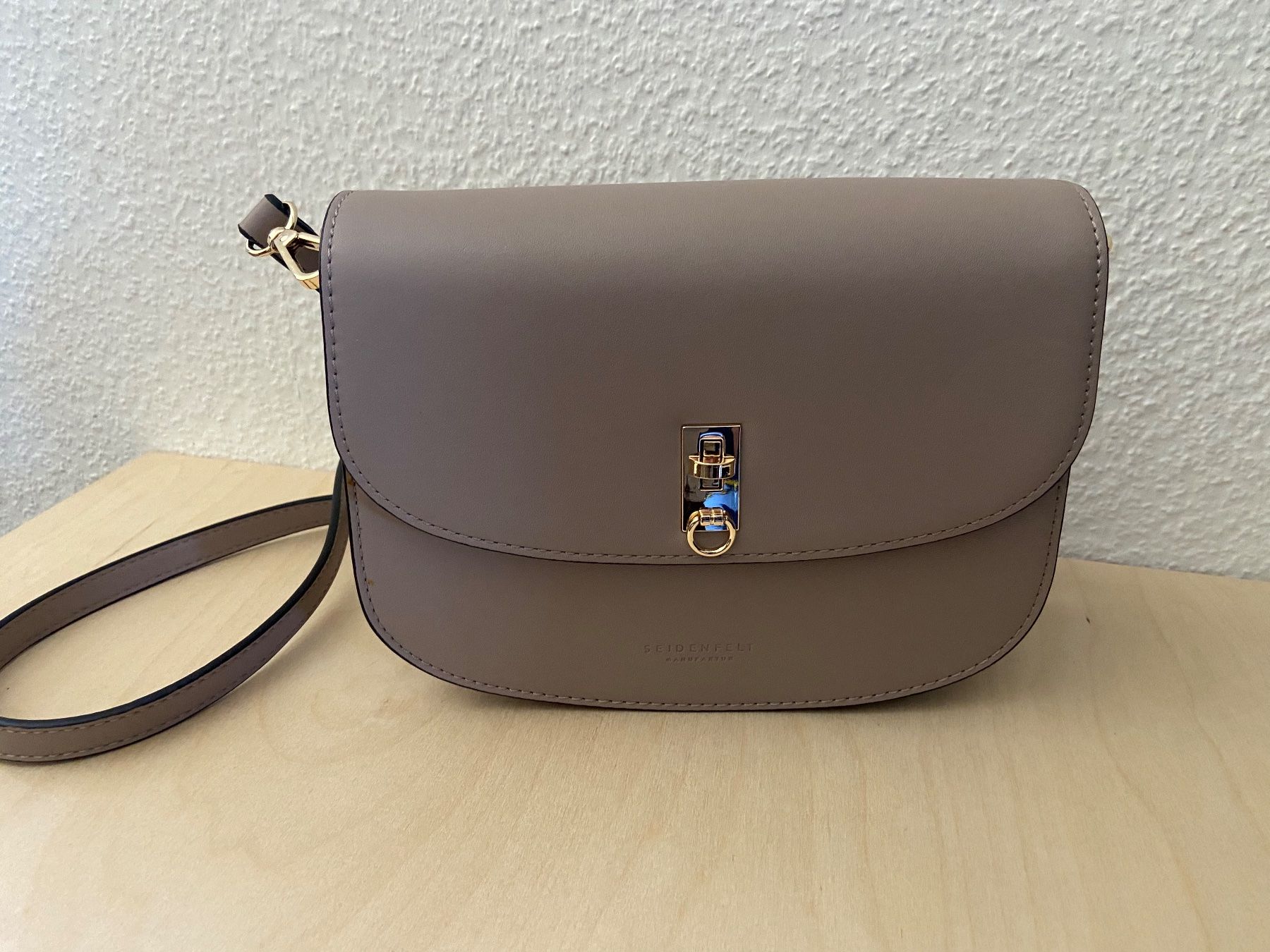 Borse da donna: Seidenfelt Umhängetasche – Nuovo (secondo la descrizione) da Muttenz venduto da bargain_hunter