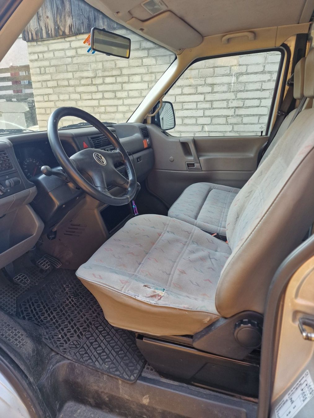 VW Nutzfahrzeuge: VW Transporter T4 Syncro TDI Silber – Gebraucht aus Brislach von poschti1967 3