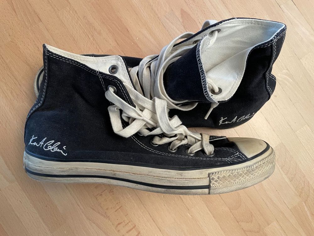 Kurt cobain shop limited edition converse