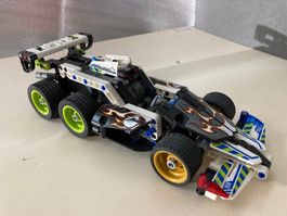LEGO® Technic Rennwagen Doppel-Pullback