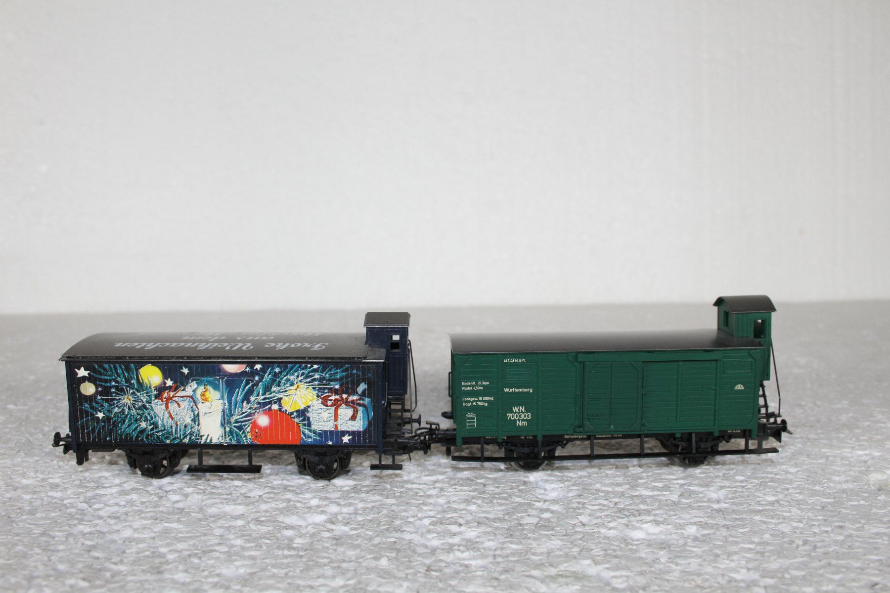 Märklin Modellini di ferrovie: Märklin 2 Güterwagen – Usato da Triesen venduto da gleis8 3