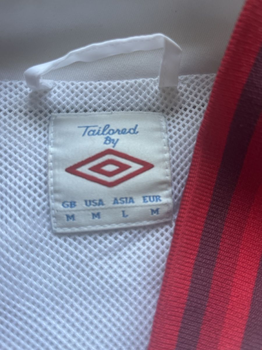 Umbro Jacken: Jacket Angleterre – Neu (gemäss Beschreibung) aus Chambésy von wal_zv2t 1