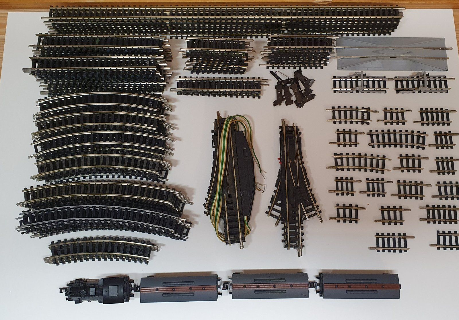 Trix Modelleisenbahnen: Minitrix Startset – Gebraucht aus Burgdorf von Hugob4 5
