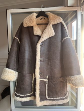 Sheepskin Coat Brown Oversized in great condition