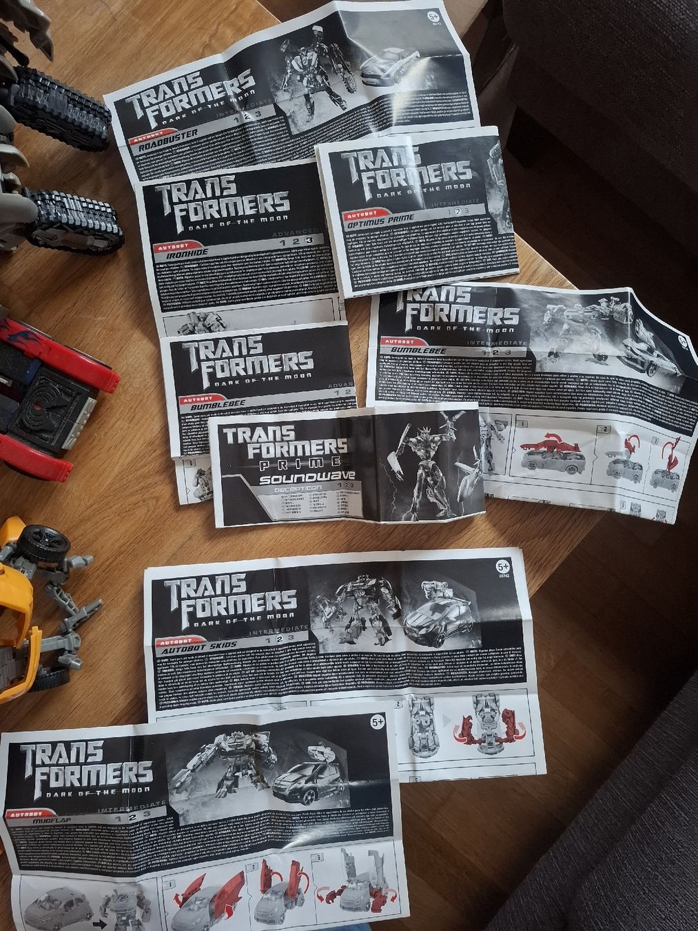 Hasbro Giocattoli: 9 Transformers von Hasbro – Usato da Tann venduto da Dish 5