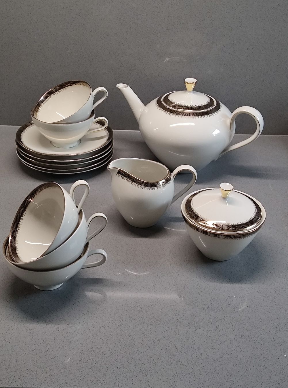 Geschirrsets: VINTAGE TEE/KAFFEE Service/ MITTERTEICH Bavaria – Neu (gemäss Beschreibung) aus Minusio von Todesca