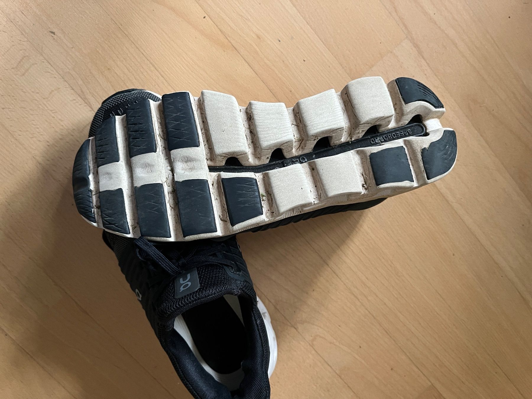 On Scarpe da uomo: on Turnschuhe – Usato da Zürich venduto da emily02 1