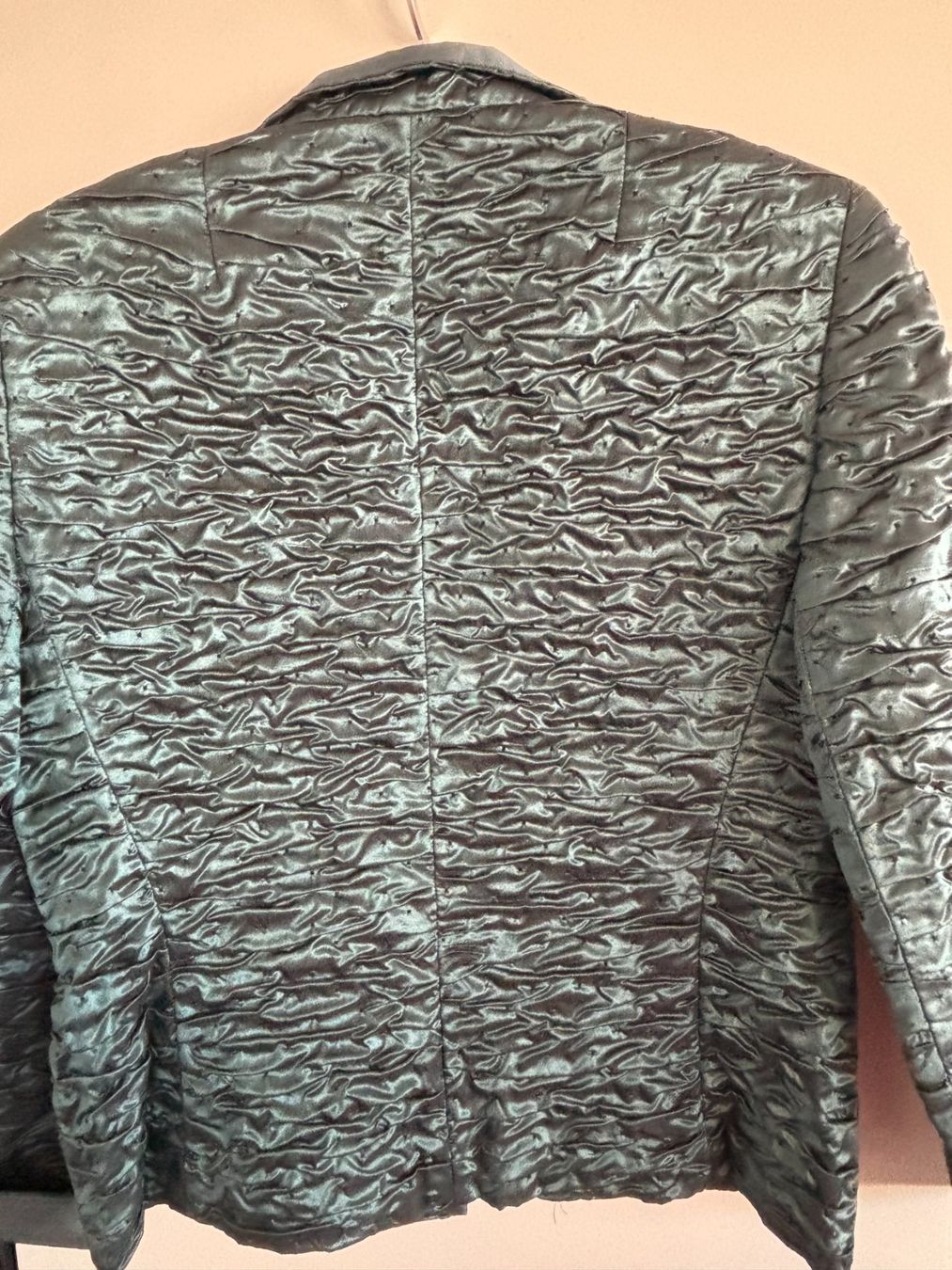 Akris Jacken: Akris Jacke Gr. 38, 59% Seide, 41% Polyacryl – Gebraucht aus schmerikon von nicole091 8