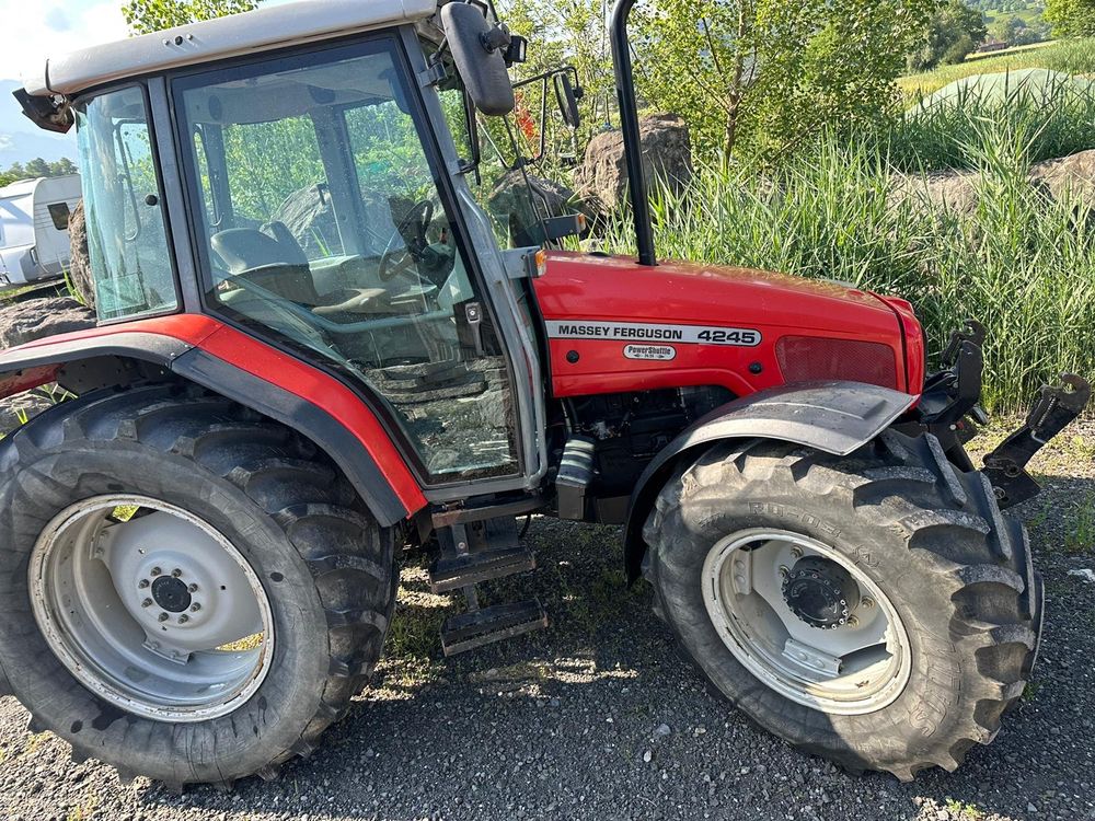 Massey Ferguson 4245.4 | Kaufen auf Ricardo