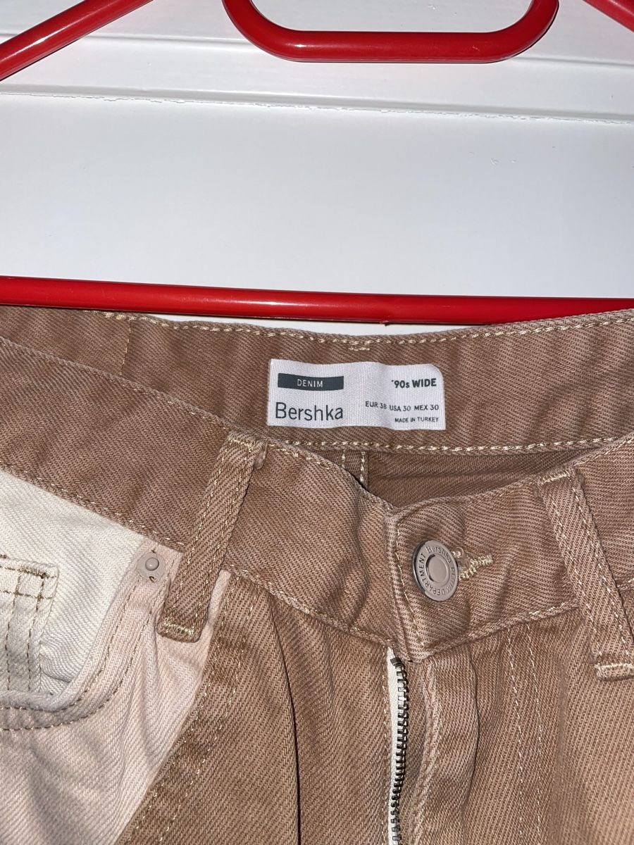 Jeans: Bershka Three-Tone Jeans Gr. 32 Herren – Usato da Bern venduto da conradcastiletz 1