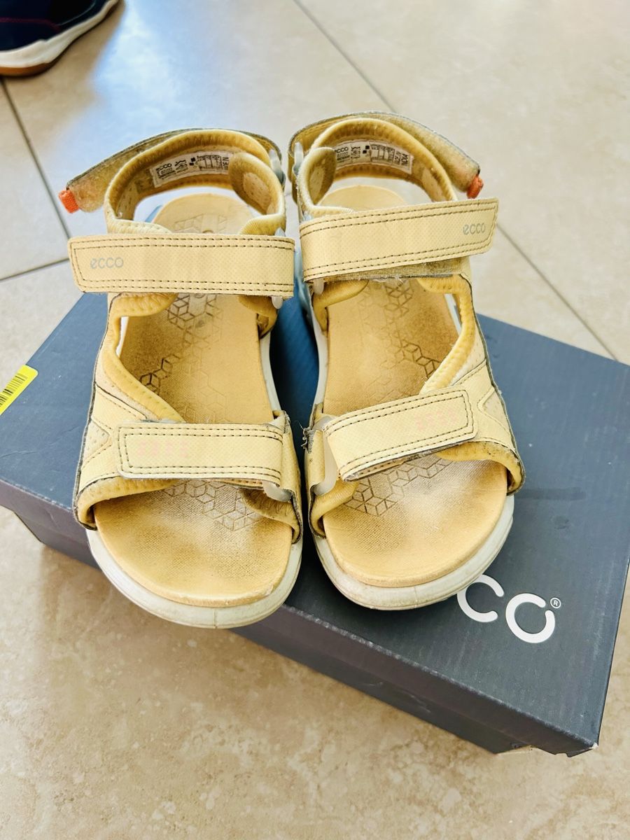 Ecco Schuhe für Jungen: Tolle Ecco Sandalen Gr 30, bequem – Gebraucht aus Birmensdorf ZH von LXro 1