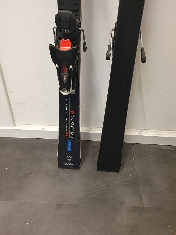 Dynastar Sci: DYNASTAR OMEGLASS WC SL  150cm -TOP ANGEBOT- – Usato da Grabs venduto da VUK10 2