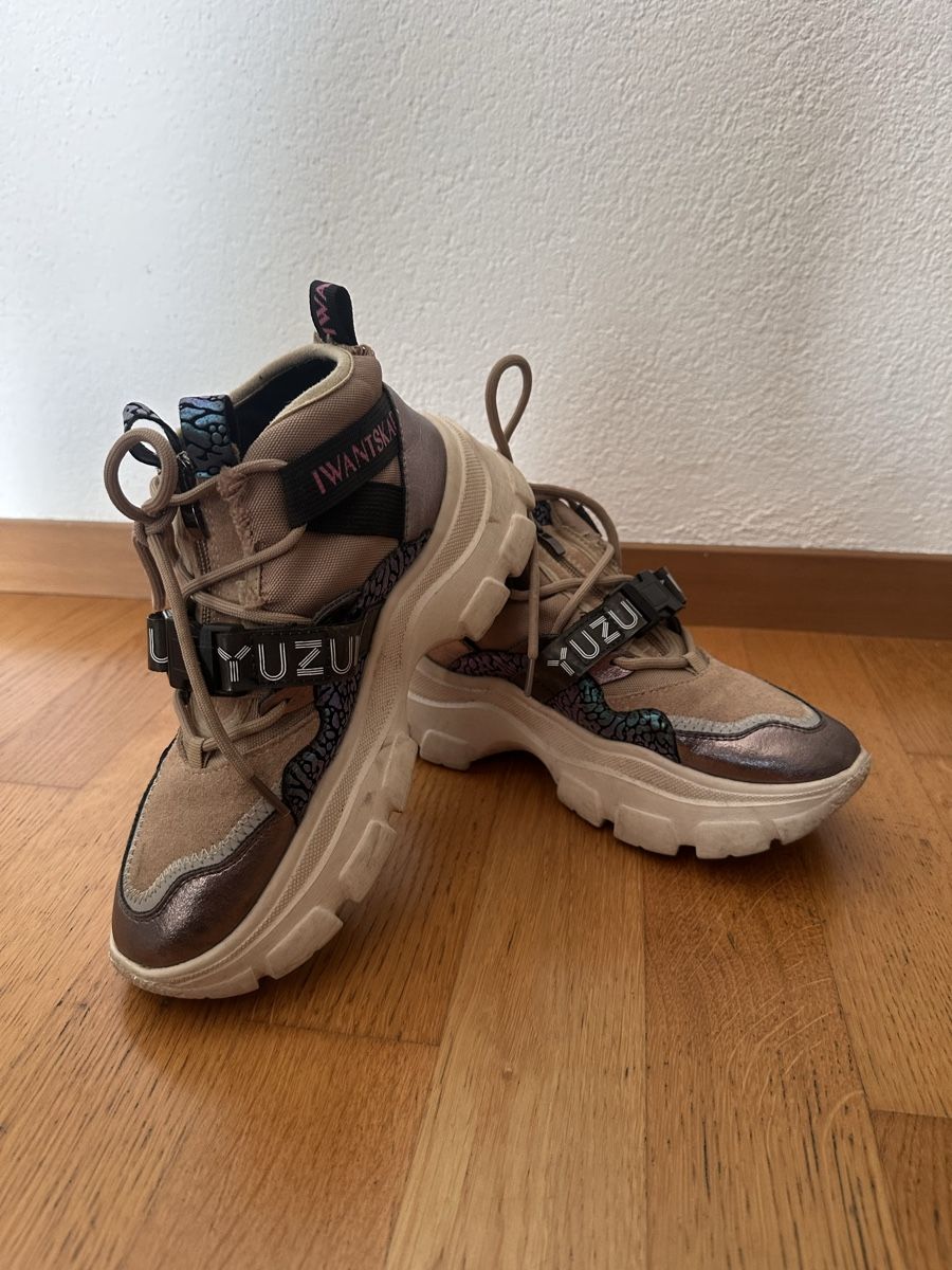 Scarpe da donna: Coole YUZU Sneaker Gr. 38 - Ein echter Hingucker! – Usato da Bürglen TG venduto da Sunny005 3