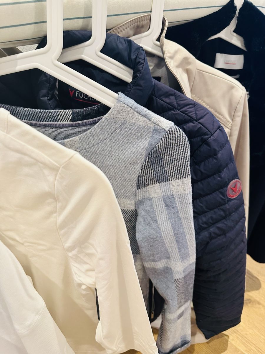Lotti di vestiti: Kleiderpaket Gr.XS / S – Usato da Hergiswil NW venduto da SilSa 3