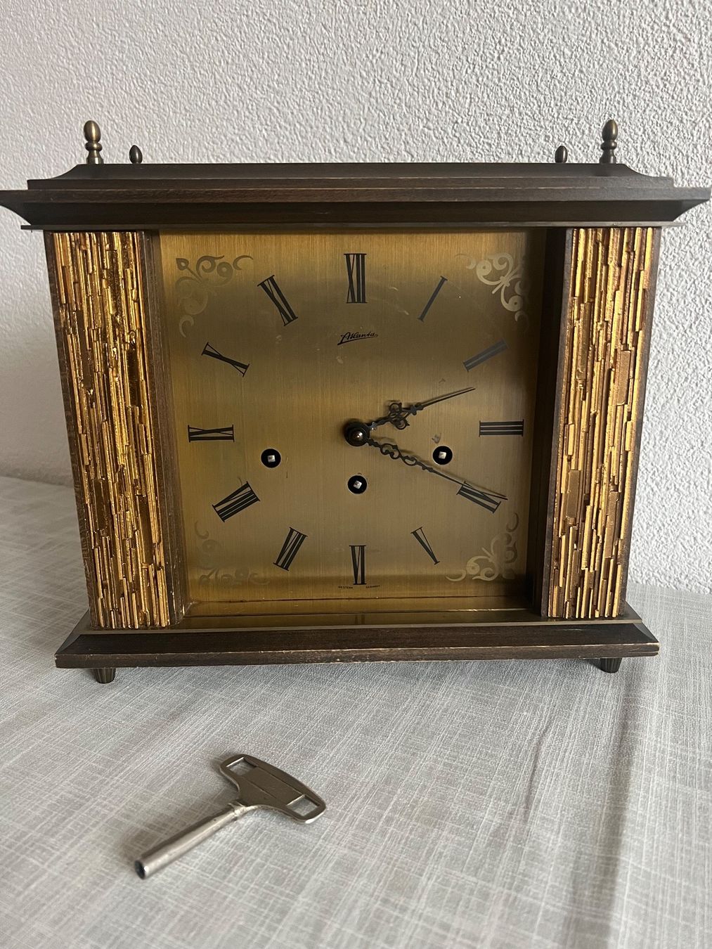 Orologi da terra & Orologi da parete: Atlanta Tischuhr – Usato da Frauenfeld venduto da dilili