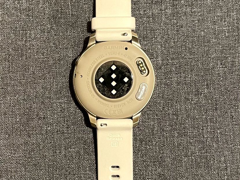 Garmin Smartwatch: Garmin venu 4 – Nuovo (secondo la descrizione) da Zürich venduto da mar_x5ff 1