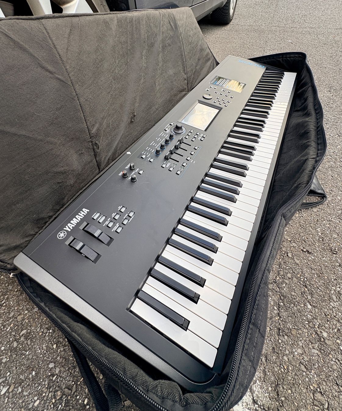 Yamaha Strumenti musicali: SCHNAEPPCHEN: Yamaha ModX8 mit gewichteter Tastatur – Usato da Wittenbach venduto da mal_ll8g