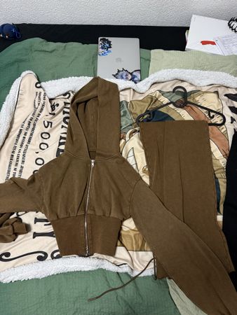 Women's Hoodie and Pants Set Brown Size L