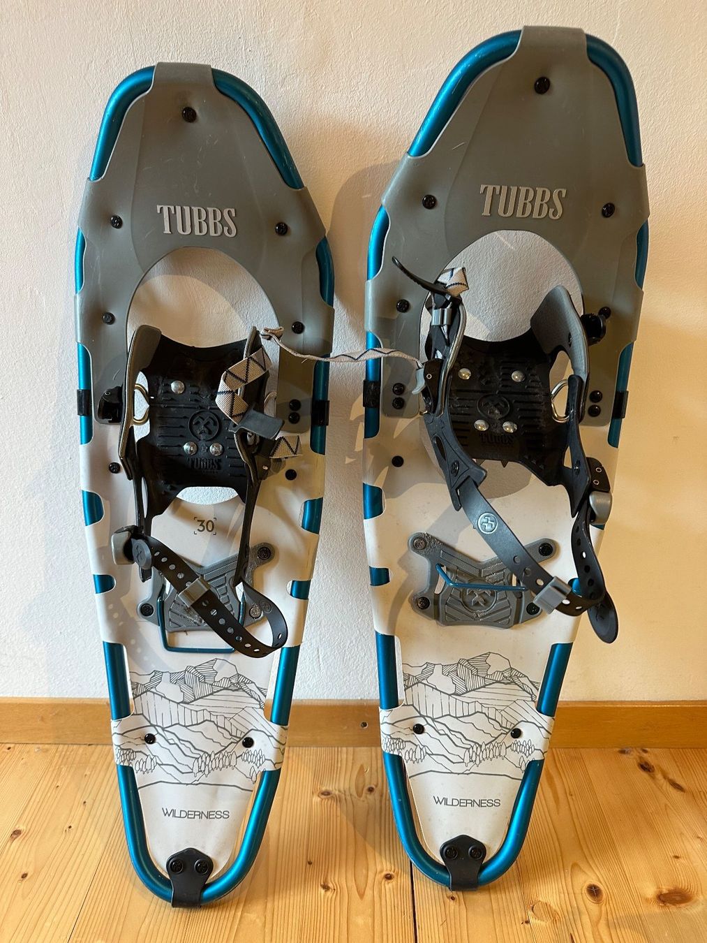 Tubbs Herrenschuhe: Schneeschuhe Tubbs Wilderness 30" – Gebraucht aus Sissach von RicardoI